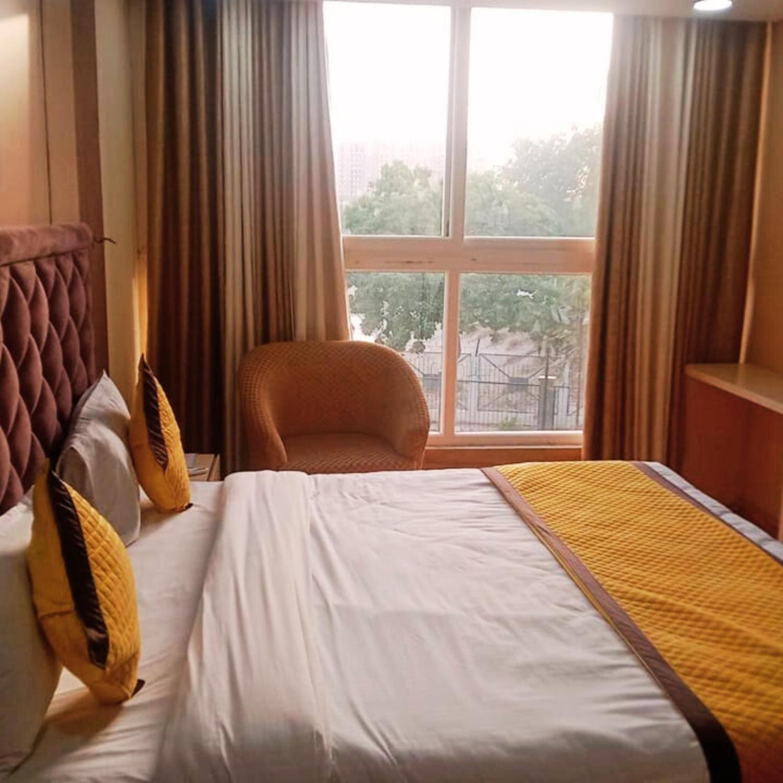 Hotel Lake View Grand Lucknow Luaran gambar