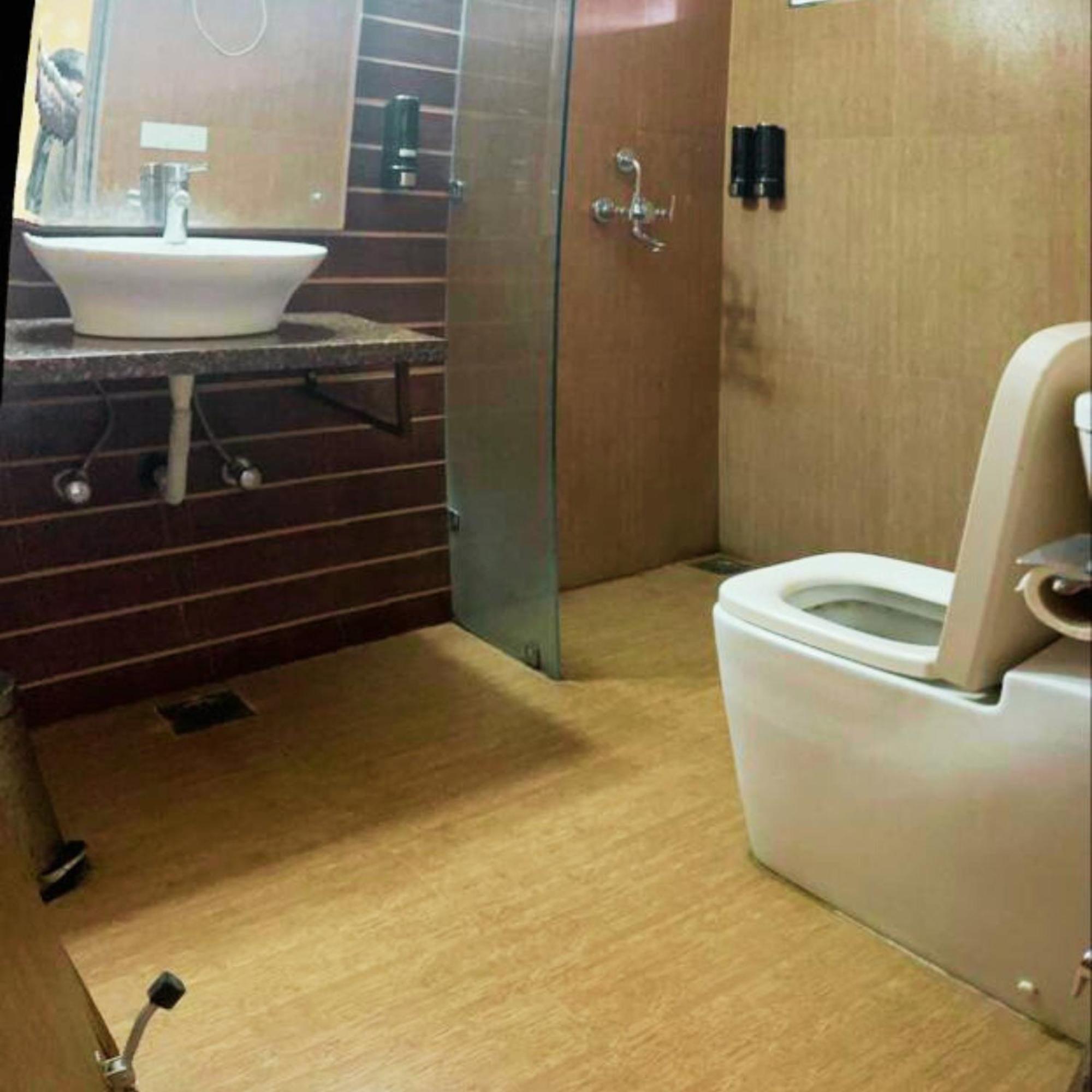 Hotel Lake View Grand Lucknow Luaran gambar