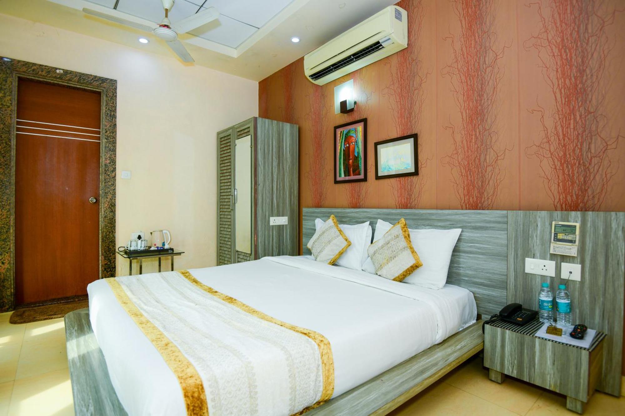 Hotel Lake View Grand Lucknow Luaran gambar